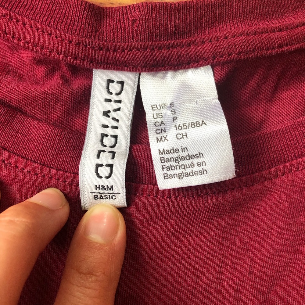 Divided H&M Basic Tee - Picture 2 of 2